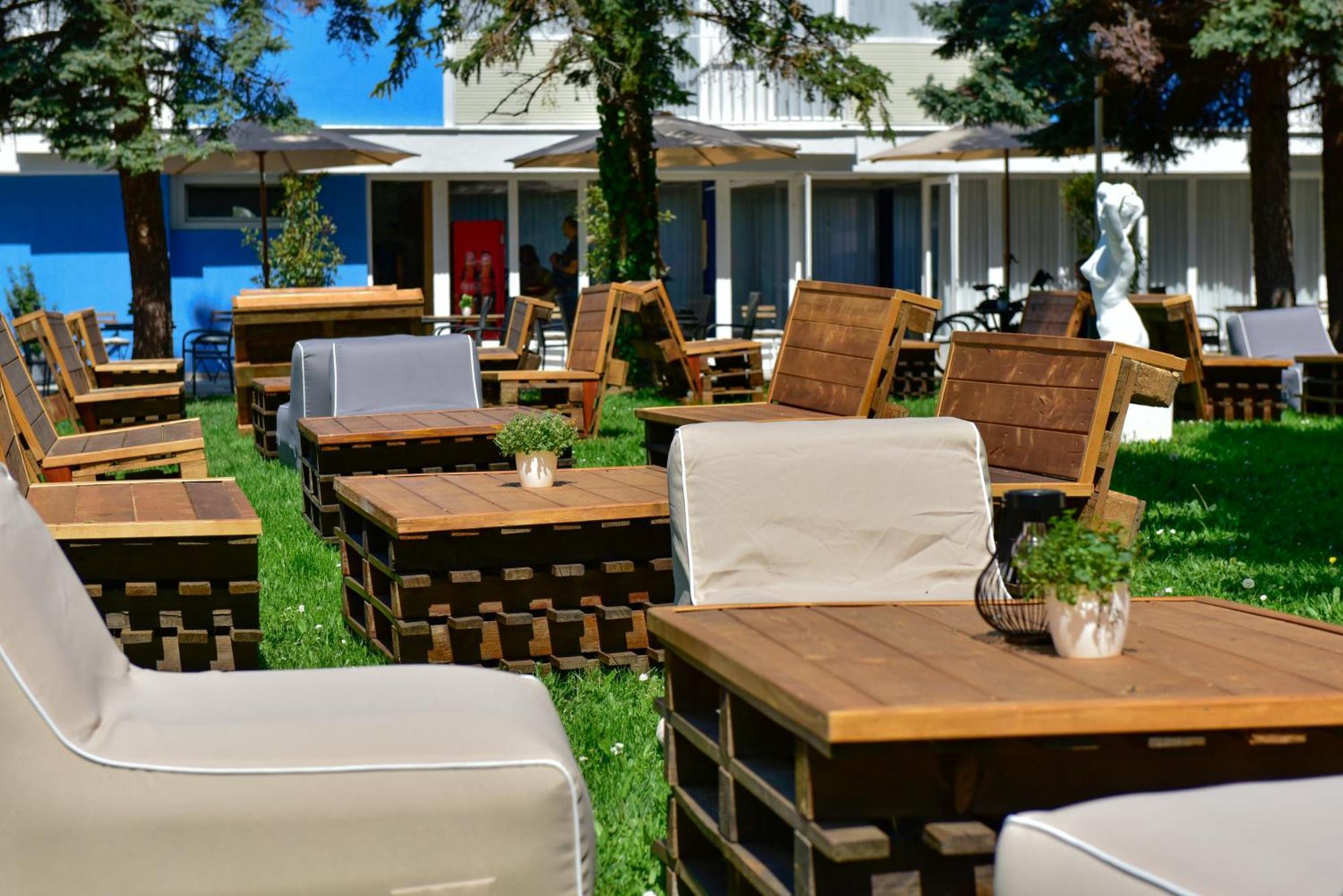 Zama Hotel Zamardi Bagian luar foto